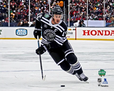 Jonathan Toews Chicago Blackhawks Unsigned 2019 NHL Winter Classic 8 x 10 Photo Cover