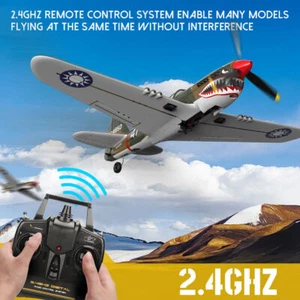 RC Flugzeug P40 2.4G Fighter 4CH Starrflügler Ferngesteuertes Flugzeug Anfänger - Bild 1 von 8