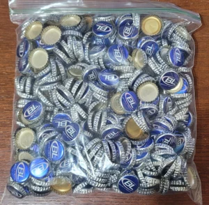 500 Older Style "BL" Bud Light Beer Bottle Caps - Picture 1 of 4