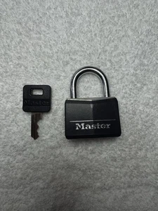 Small Master Lock Working With One Key - Picture 1 of 3