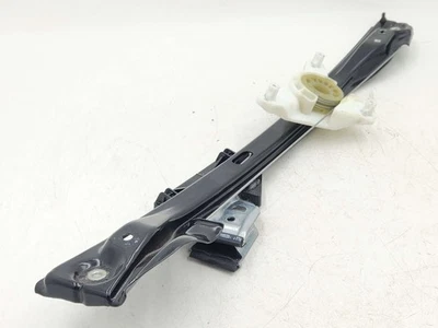 10-16 MERCEDES E63 AMG W212 WAGON 后门窗玻璃调节器 — 第 1/4 张图片