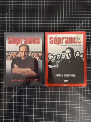 Новый запечатанный Клан Сопрано полный сезоны 1 и 2 DVD наборы  - Изображение 1 из 3