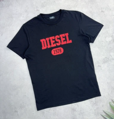 Camiseta Diesel Grande Rojo Logo Modelo T-DIEGOR-K46 Talla Mediana Foto 1 de 4