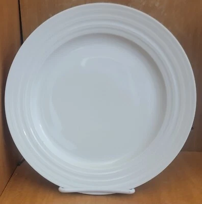 Better Homes & Gardens ANNISTON Salad plate, 8 3/4", New with tags / NWT - Image 1 of 4