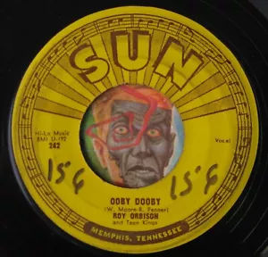 HEAR Roy Orbison 45 Ooby Dooby / Go! Go! SUN 242 rockabilly rocker - Picture 1 of 2