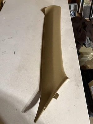 2008-2012 Cadillac CTS A-Pillar Interior Front Right Passenger Side 25937988 oem - Image 1 of 4