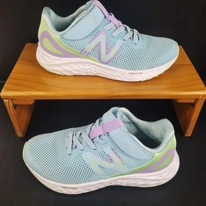New Balance Boys Sneakers Blue Green Fresh Foam NO TIE Kids Shoes Sz 1 Youth ** - Picture 1 of 11