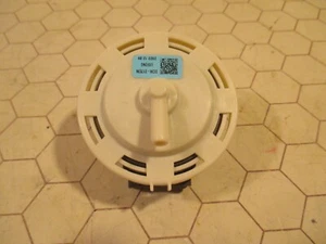 Samsung Washer Pressure Switch DC96-01703N New Open Box WA50R5200AW/US-03 - Picture 1 of 3