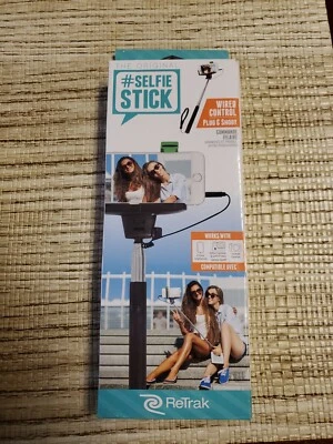 Palo para selfies con obturador con cable de 3 pies Foto 1 de 3