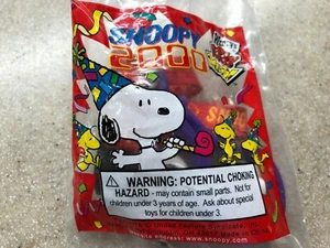 Snoopy 2000 Wendy's Kids Meal Toy - Picture 1 of 3