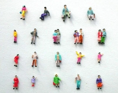 Figuren Reisende Passanten Kinder für Modellbahn N 1:160 Set 100 Stück F5 - Bild 1 von 2