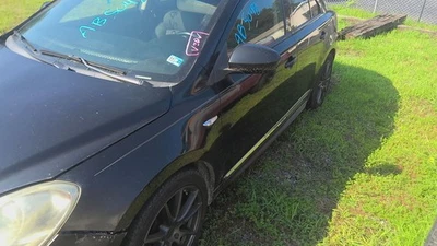 Puerta delantera izquierda del lado del conductor Suzuki Kizashi 2011-2013 OEM Foto 1 de 3