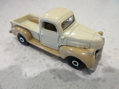 Dodge V-Series 2025 Matchbox 1940 camioneta pickup blanco tostado 164 coche de juguete fundido a presión Foto 1 de 4