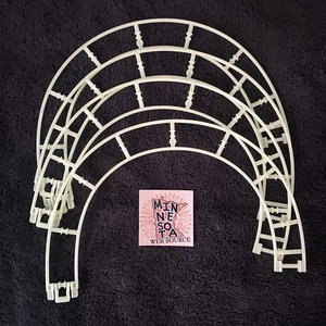4 Micro Knex Track Glow in the Dark 180 Degree Curved Pieces - K'nex Parts - Picture 1 of 2