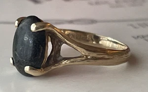 Anillo de ónix vintage de oro amarillo de 10 quilates con diseño de rama talla 3,5 - Imagen 1 de 10