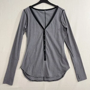 Lululemon Awesoma Henley Size 6 Hyper Stripe Black Grey Long Sleeve - Picture 1 of 7
