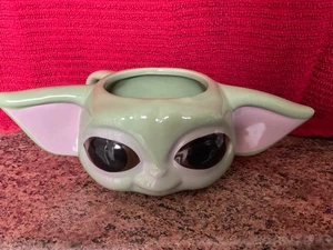 Disney Star Wars Yoda 3D Das Kind Figurale Tasse in Kopfform, NEU - Bild 1 von 6