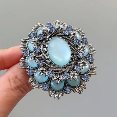 Blue Cat Eye & Pearls Elegant Vintage Flower-Shaped Brooch with Rhinestone - Image 1 of 4