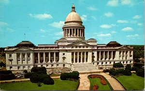Arkansas State Capitol Little Rock Arkansas Postcard - Picture 1 of 2