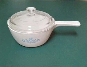 Vintage Blue Cornflower P-82-B Corning Ware 1-1/2 Pint Saucepan w/P-81-C Lid - Picture 1 of 5