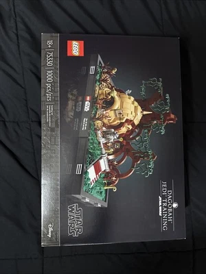 LEGO Star Wars 75330 Dagobah Jedi Entrenamiento Diorama Caja Sellada Foto 1 de 3