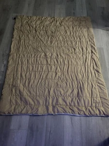 Columbia High Performance Water Repellent Indoor/Outdoor  ThrowBlanket Tan/Ivory - Picture 1 of 7