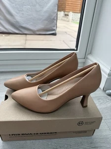 Clarks Mujer Kataleyna Gem Cálido Beige Cuero Tacones Talla 4 D - Imagen 1 de 7