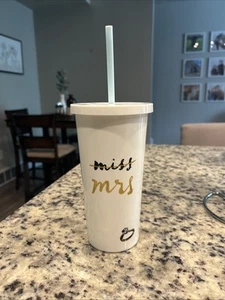 Kate Spade NY 20oz Ivory Miss to Mrs Diamond Ring Insulated Tumbler/Cup - Picture 1 of 4