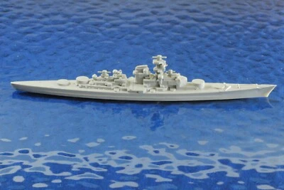 Bismarck / Tirpitz  Hersteller Wiking 22d  ,1:1250 Schiffsmodell - Bild 1 von 3