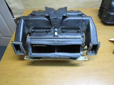 Maserati 4200 Spyder - коробка нагревателя - P/N 67707900 - Изображение 1 из 4