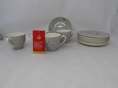 Paquete de platillos y platos de tazas de té de pino escarchado Royal Doulton MA16 Foto 1 de 4