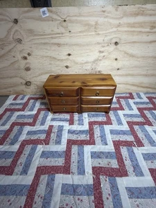 Cómoda miniatura vintage de cedro Pasadena joyero caja baratija - Imagen 1 de 12