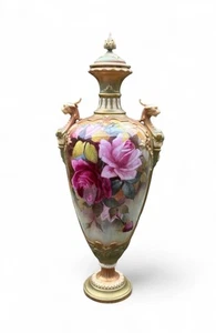 Royal Worcester vase, Roses, W.E.Jarman, dated 1912. - Picture 1 of 16