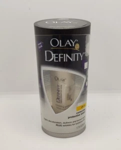 OLAY DEFINITY CORRECTIVE PROTECTIVE LOTION SPF 15 1.7 OZ DISCONTINUED PKG NEW - Picture 1 of 5