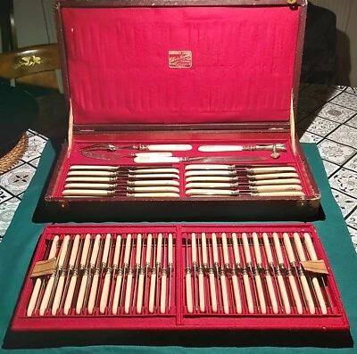 SERVIZIO COLTELLI VINTAGE PRIMI 900 TALLOIS & MAYENCE PARIS, MANICO IN  AVORIO. - Immagine 1 di 4