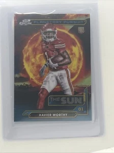 2024 Topps Chrome Cosmic Xavier degno inseguimento planetario - The Sun KC Chiefs - Foto 1 di 2