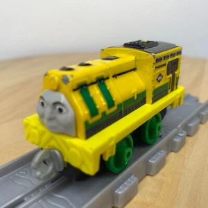 Racing Raul Adventures Diecast Engine Thomas the Tank Engine Free Postage - Picture 1 of 8