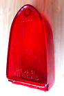 LUCAS L693 RED REAR LIGHT LENS VAUXHALL VX 4/90 54572840 NEW in GROTTY BOX