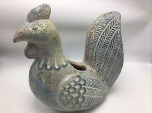Gallo Pollo Ceramica Fioriera Argilla Intagliata a Mano Blu Teal Casale Campagna 11" - Foto 1 di 12
