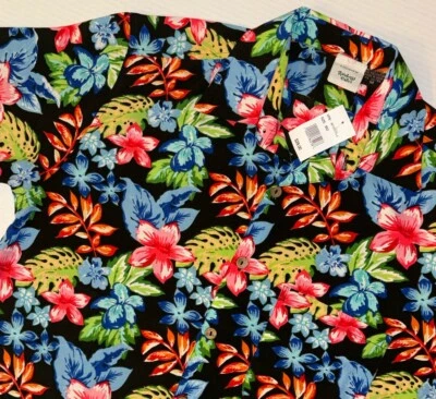 NWT Rainforest Cafe Adult Medium Tropical Hawaiian Floral Bamboo Button Up Shirt - Image 1 of 4