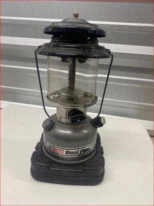 Linterna de Combustible Doble Coleman Negra Modelo 285. Estuche rígido de almacenamiento incluido - Imagen 1 de 11