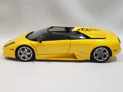 1:18 AUTOart Lamborghini Murcielago Roadster Concept Yellow Diecast Model Rare - Image 1 of 4