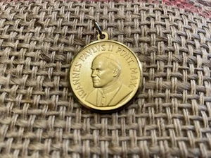 Pope John Paul II 1983 Holy Year Medallion Medal Gold Tone Pagani Monassi Signed - Picture 1 of 6