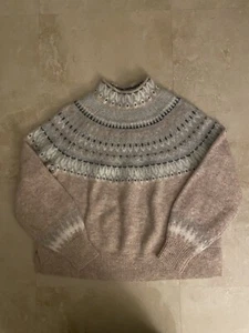 Vineyard Vines Women’s Cashmere Sweater - Picture 1 of 4