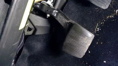 Freno de pedal Chrysler 200 sedán 2015 429378 Foto 1 de 4