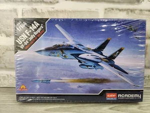 Academy 12626 F-14A VF-84 'Jolly Rogers' Escala 1/144 Kit Modelo Plástico Sellado - Imagen 1 de 6
