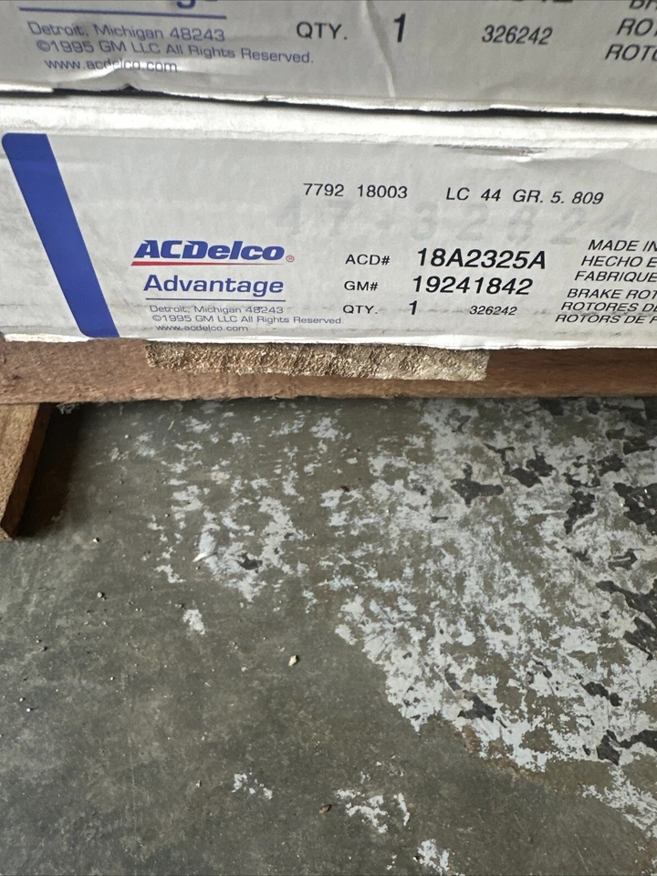 Disco de freno delantero Delco 18A2325A AC lado del conductor o del pasajero AWD FWD para Chevy Foto 1 de 2