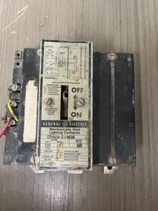 CONTACTOR DE ILUMINACIÓN MECÁNICO GE CR160M C45522A - Imagen 1 de 1