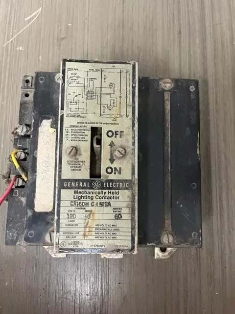 GE MECHANICALLY HELD LIGHTING CONTACTOR CR160M C45522A - Image 1 of 1