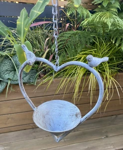 Heart Shaped Hanging Bird Feeder - Picture 1 of 6